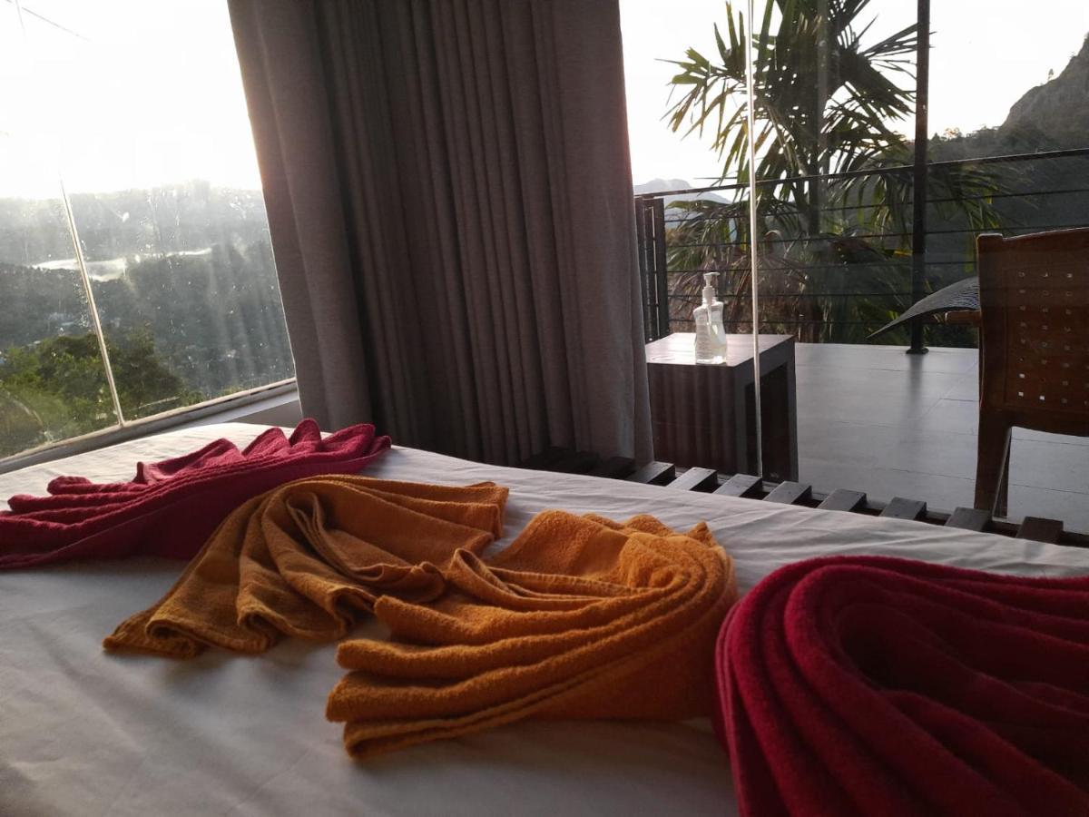 Bed and Breakfast Aloft View Ella Esterno foto