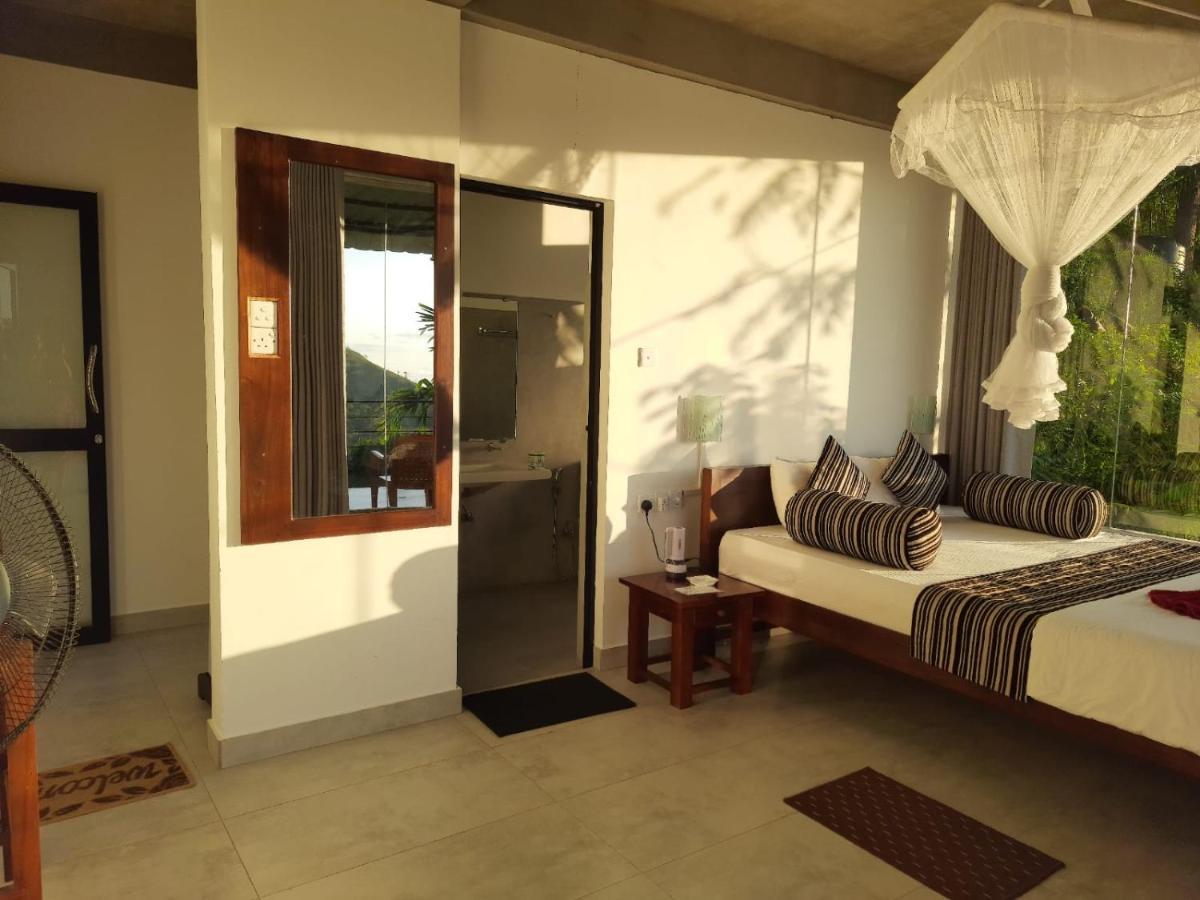 Bed and Breakfast Aloft View Ella Esterno foto